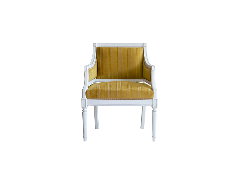 Prestige Armchair P2.jpg